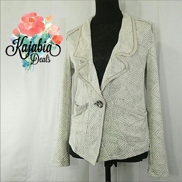 Free People Jackets & Blazers - FREE PEOPLE Cozy Blazer